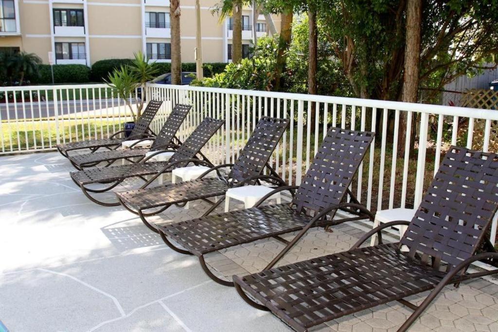 Chart House Suites And Marina Clearwater Beach Exteriör bild