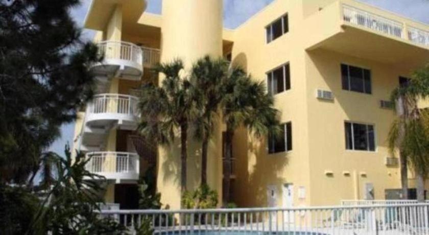 Chart House Suites And Marina Clearwater Beach Exteriör bild