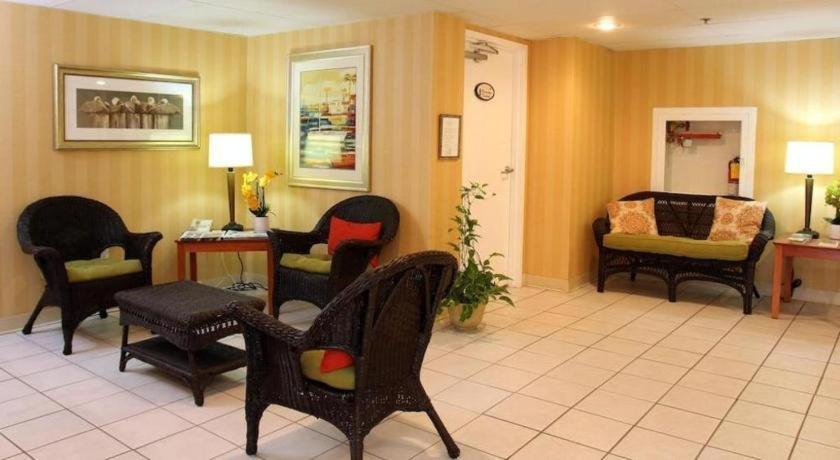 Chart House Suites And Marina Clearwater Beach Exteriör bild