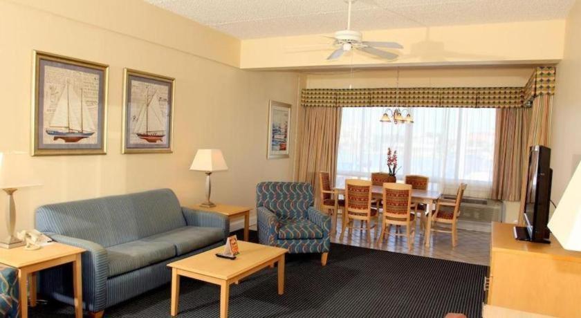 Chart House Suites And Marina Clearwater Beach Exteriör bild
